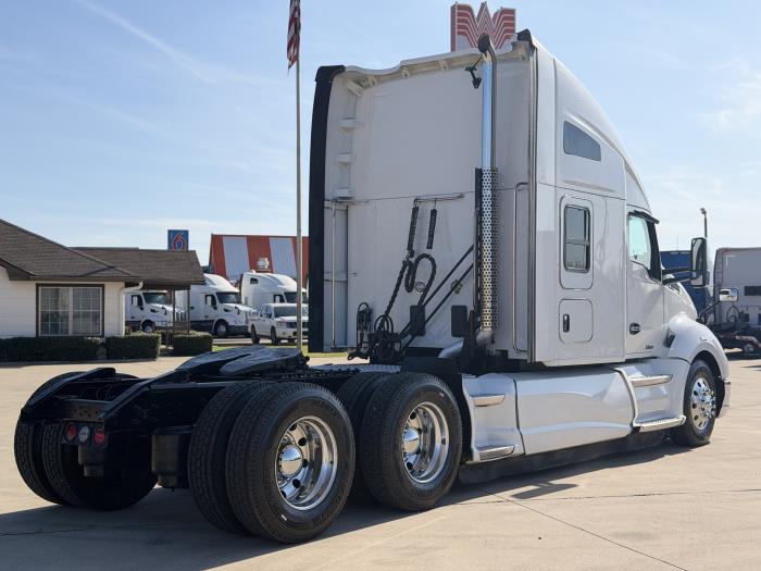 2021 Kenworth T680-4