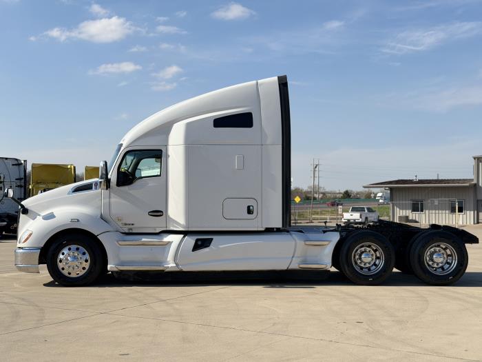 2021 Kenworth T680-7