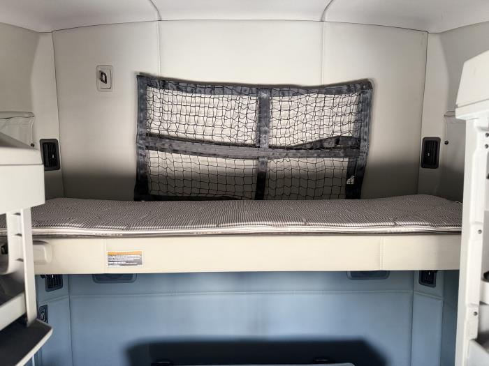 2021 Kenworth T680-19