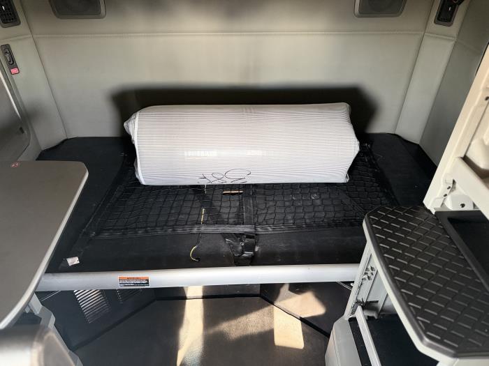 2021 Kenworth T680-20