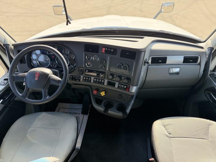 2021 Kenworth T680-21