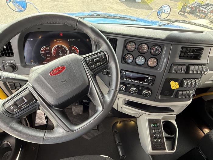 2026 Peterbilt 567-11