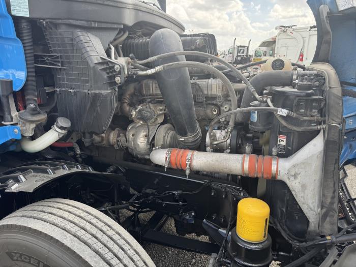 2022 Freightliner Cascadia-10