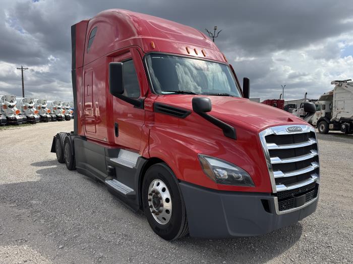 2022 Freightliner Cascadia-3