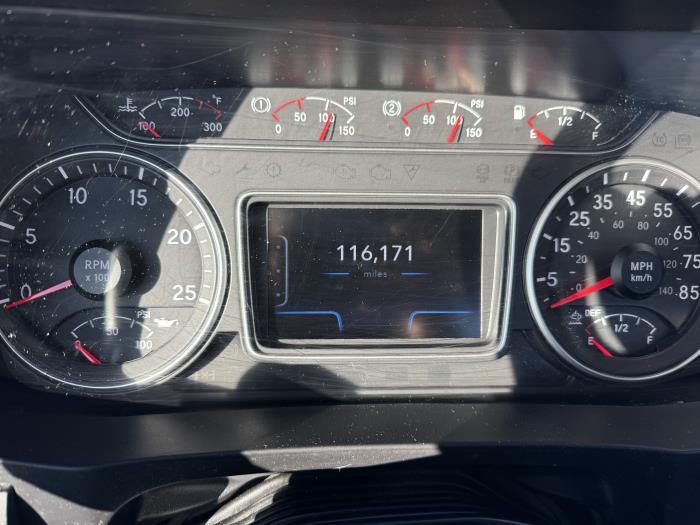 2020 International LT625-11