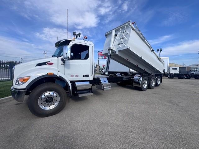 2026 Peterbilt 548-10