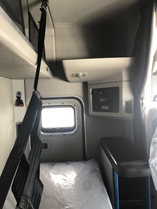 2024 Peterbilt 579-10