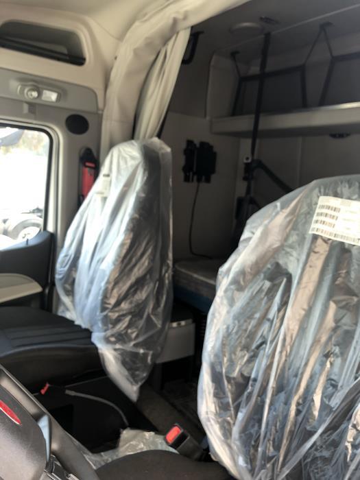 2024 Peterbilt 579-4