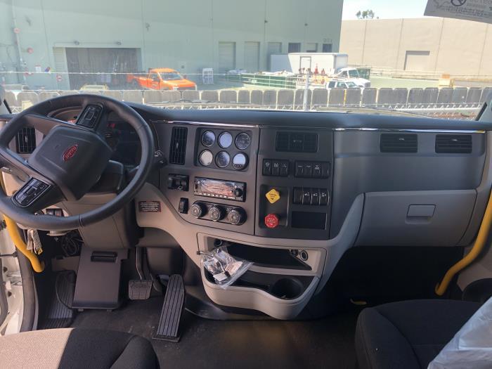 2024 Peterbilt 579-1