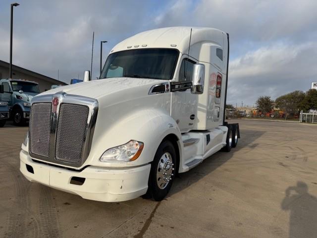 2022 Kenworth T680-0