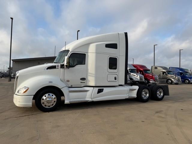 2022 Kenworth T680-1