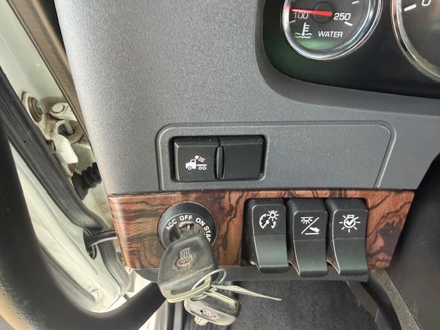 2022 Kenworth T680-37