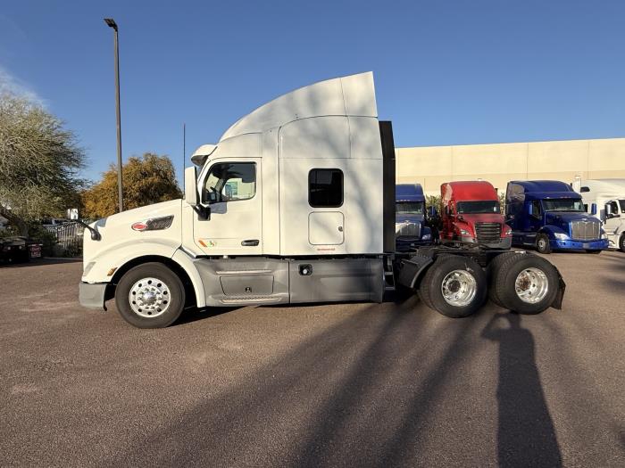 2020 Peterbilt 579-1