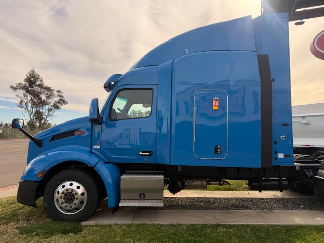 2025 Peterbilt 579-5