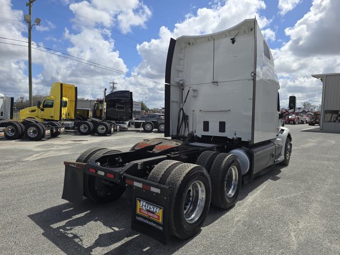 2021 Peterbilt 579-4