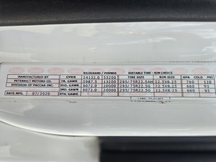 2021 Peterbilt 579-27