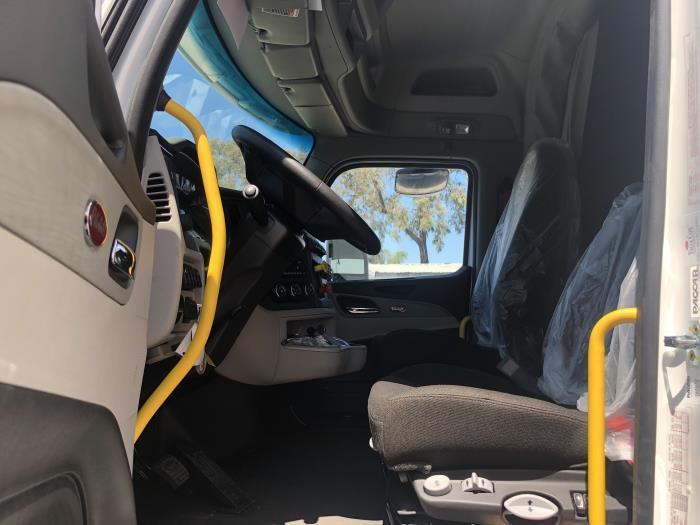 2025 Peterbilt 579-12