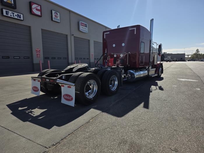 2027 Peterbilt 589-5