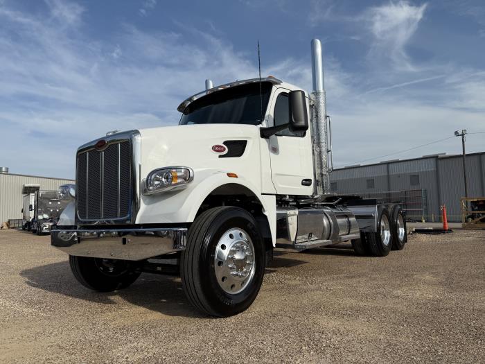 2027 Peterbilt 567-2
