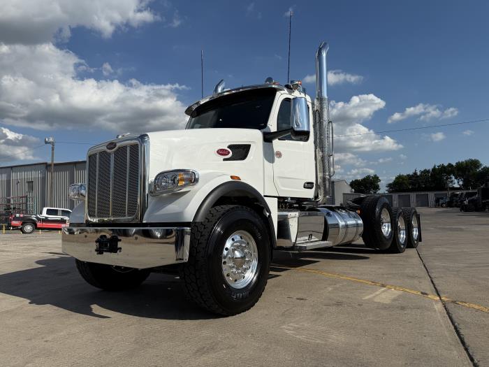 2027 Peterbilt 567-2