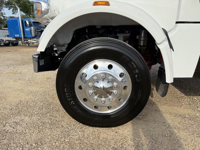 2027 Peterbilt 567-16