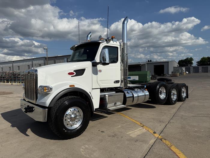 2027 Peterbilt 567-3