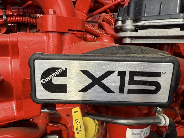 2027 Peterbilt 567-40