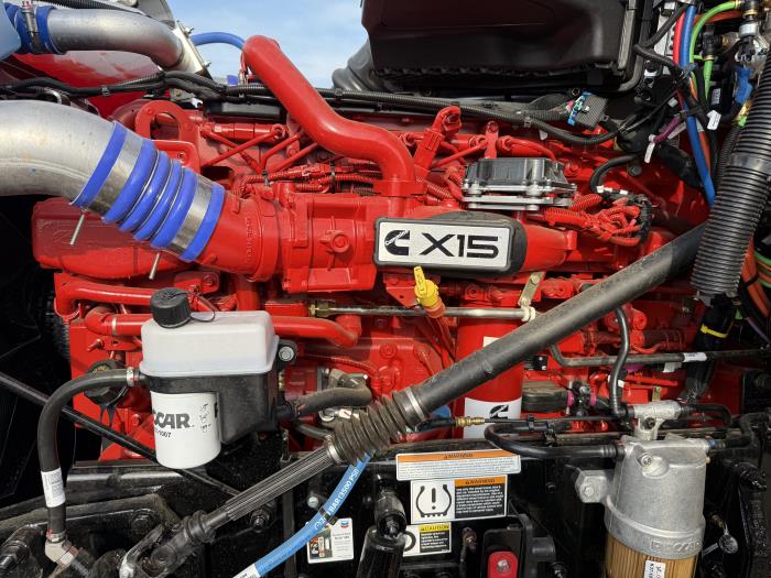 2027 Peterbilt 567-38