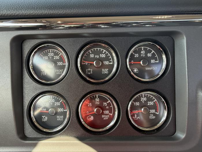 2027 Peterbilt 567-39