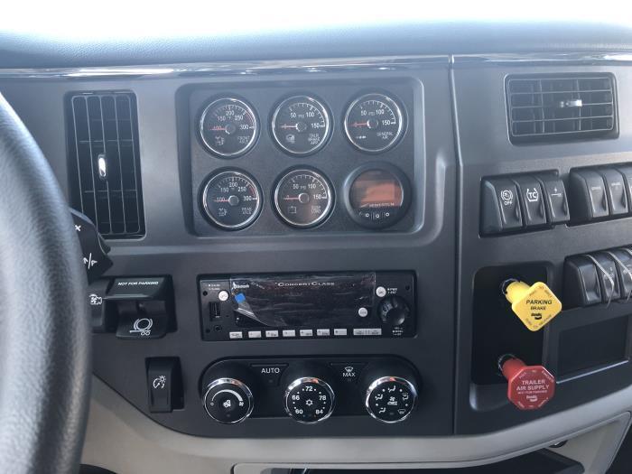 2025 Peterbilt 579-6