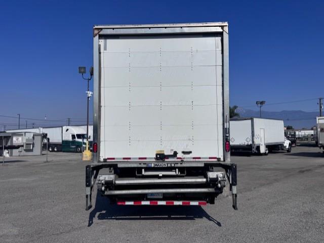 2022 Freightliner Business Class M2 106-5