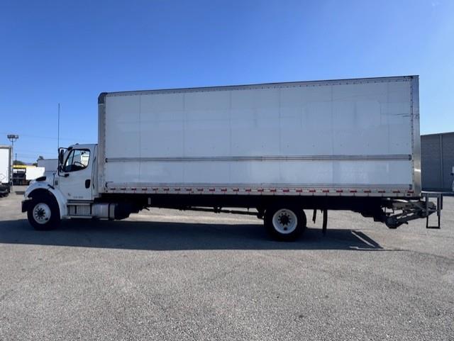 2022 Freightliner Business Class M2 106-7