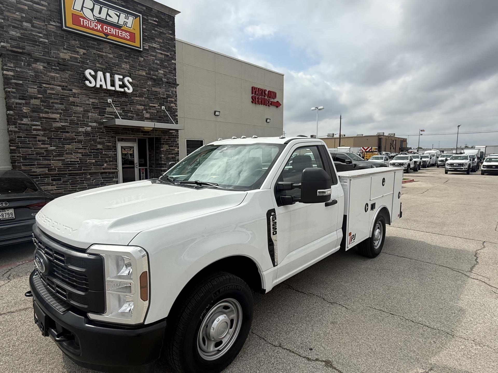 New 2025 Ford F-250 - photo 1