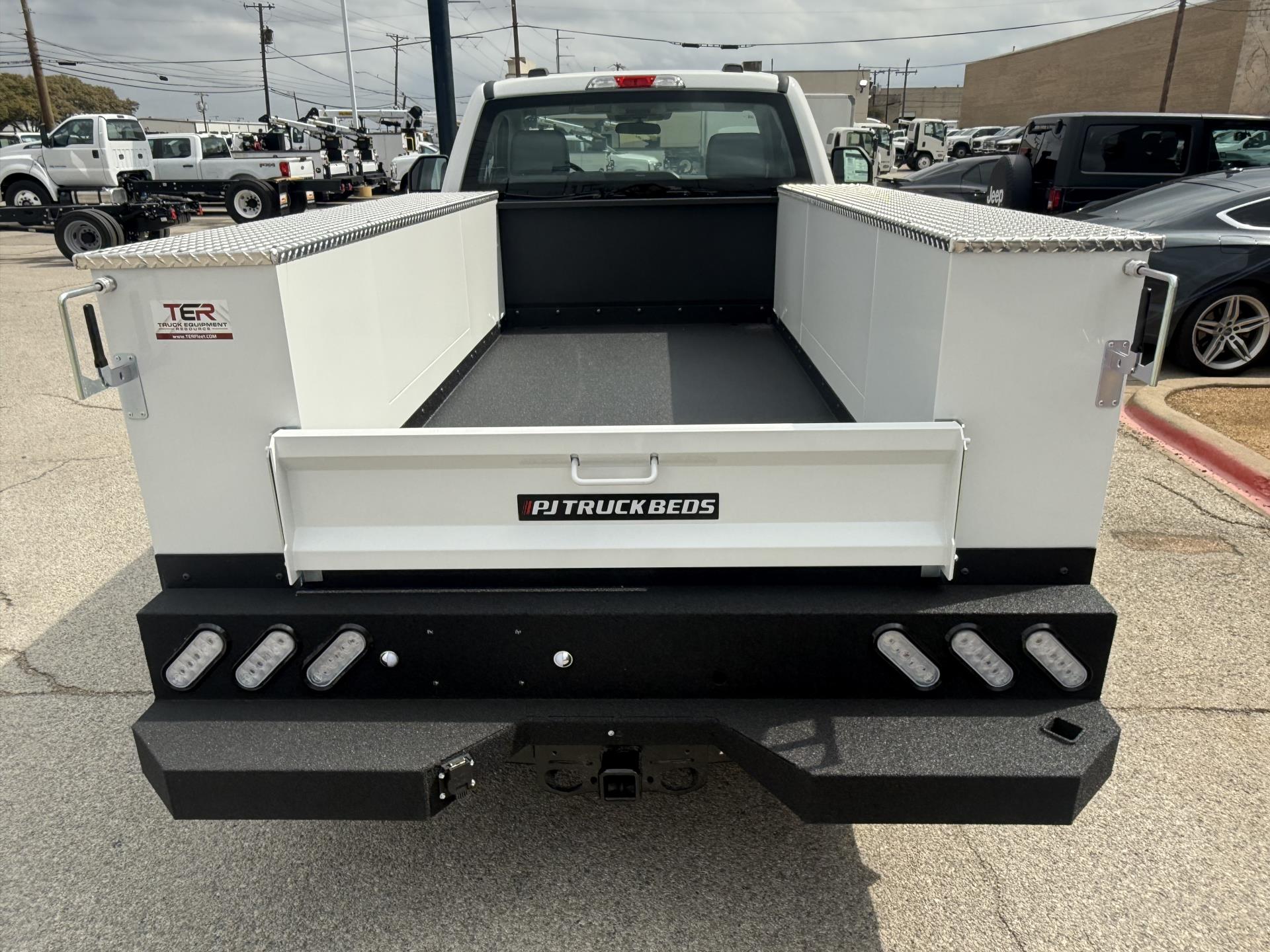 New 2025 Ford F-250 - photo 5