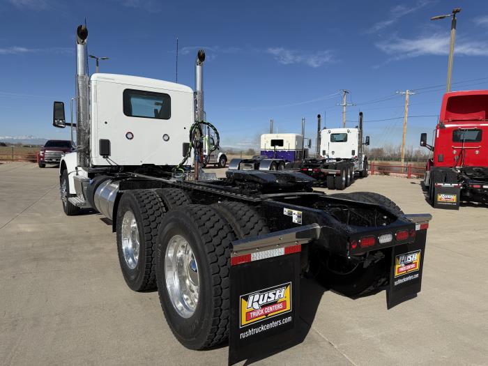 2027 Peterbilt 567-3
