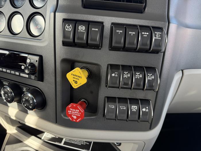 2027 Peterbilt 567-9