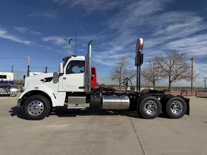 2027 Peterbilt 567-2