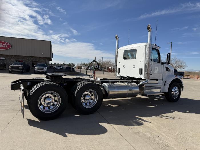 2027 Peterbilt 567-5
