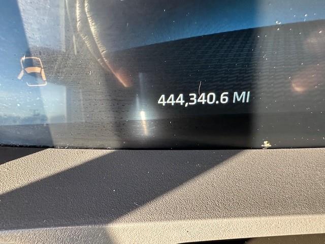 2023 Kenworth T680-1