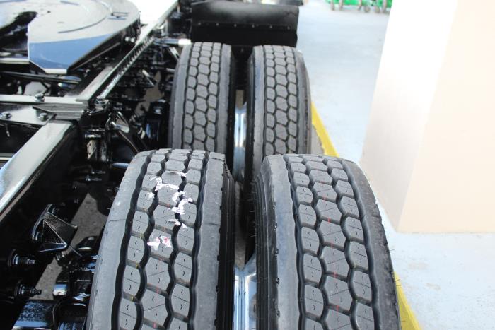 2022 Peterbilt 389-5