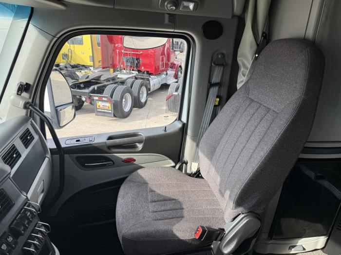 2024 Peterbilt 579-7