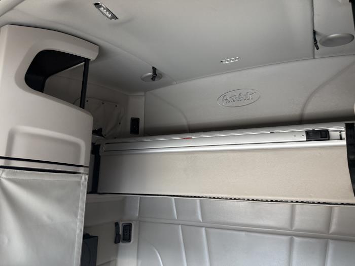 2024 Peterbilt 579-10