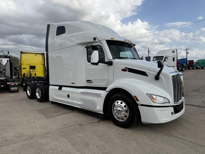 2024 Peterbilt 579-24