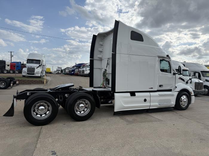 2024 Peterbilt 579-26