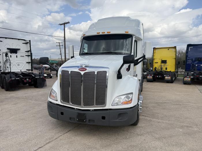 2021 Peterbilt 579-16