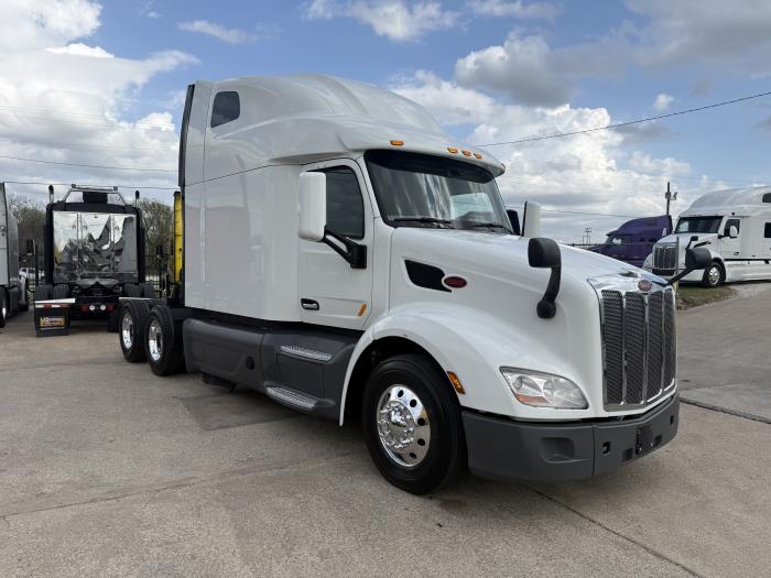 2021 Peterbilt 579-1