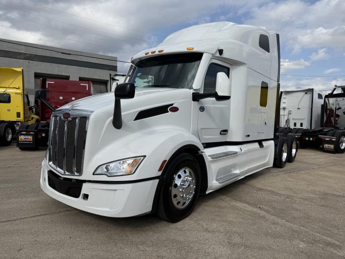 2024 Peterbilt 579-0