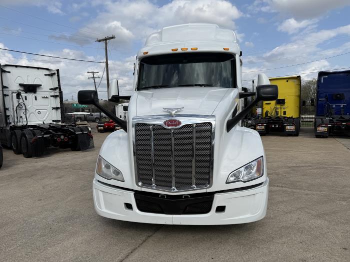 2024 Peterbilt 579-21