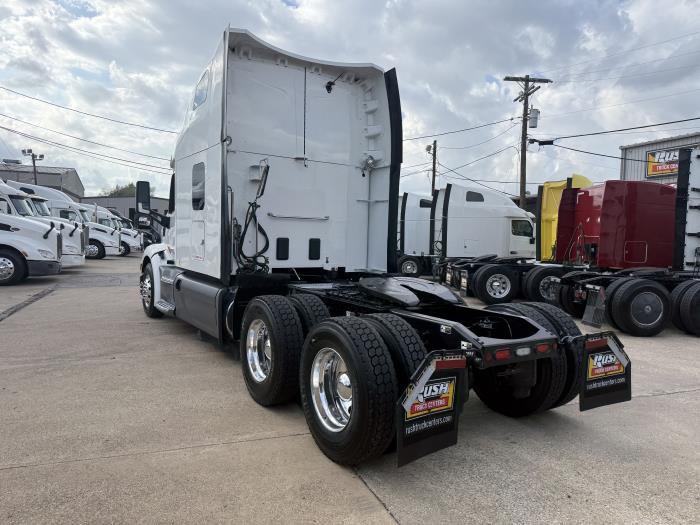 2021 Peterbilt 579-30