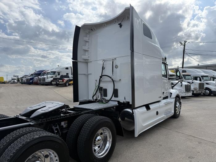 2024 Peterbilt 579-29